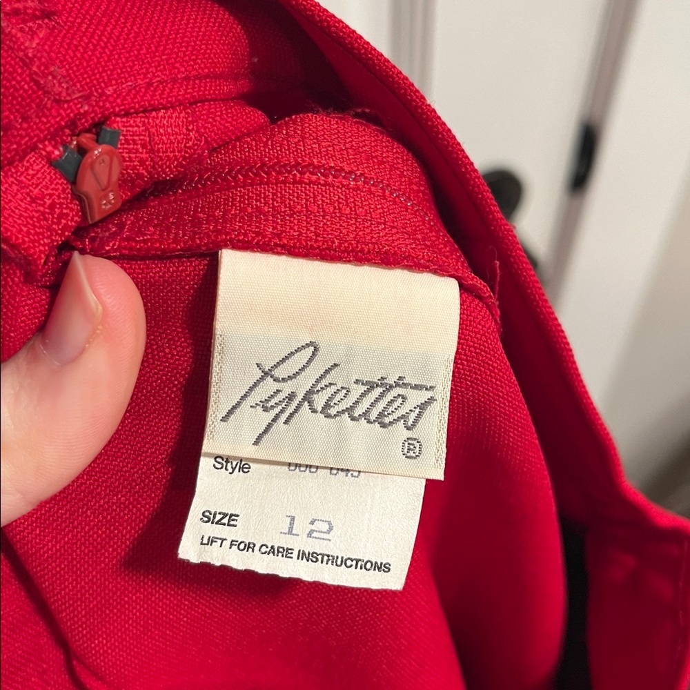 Vintage Red Pencil Skirt with Pockets Made in USA Size 12 - Picture 5 of 10